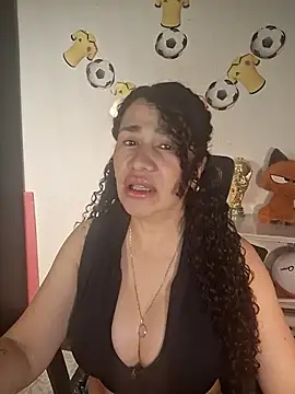 Snapshot of Lina_444 chatting on 06/19/26, 09:51 Lina 444 online show from 06/19/26, 09:51