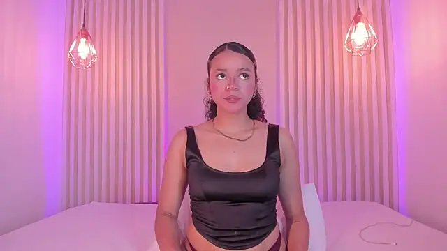 Snapshot of rossvega chatting on 12/04/25, 08:17 rossvega online show from 12/04/25, 08:17