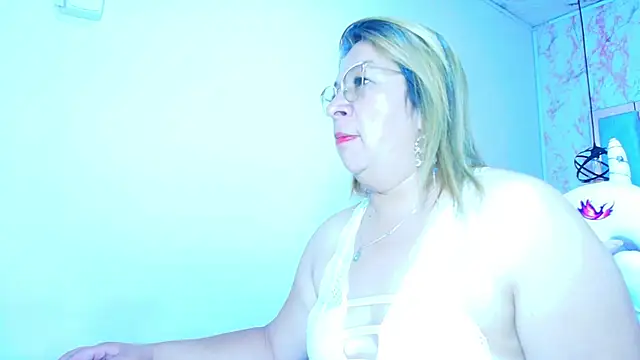 MaylinRosse  online show from 10/23/25, 07:12