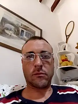 Snapshot of santy56 chatting on 05/07/26, 08:25 santy56 online show from 05/07/26, 08:25