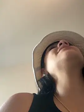 Mia fire666 online show from 12/02/25, 11:11