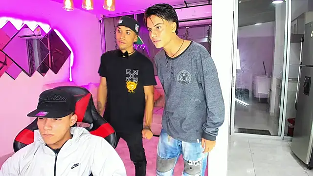 Houseofwarrios online show from 11/22/25, 05:28