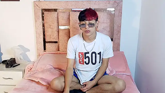 DemianSalvatore online show from 11/06/25, 01:06