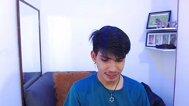 David 925  online show from 11/04/25, 04:11