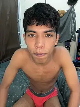 Snapshot of P4NT0J4 chatting on 01/15/26, 03:22 P4NT0J4 online show from 01/15/26, 03:22