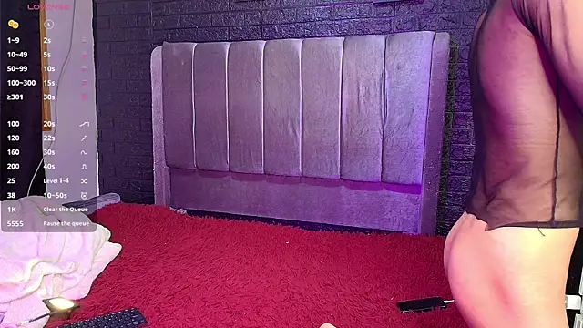 Snapshot of Erick_Velveth chatting on 12/23/25, 04:54 Erick Velveth online show from 12/23/25, 04:54