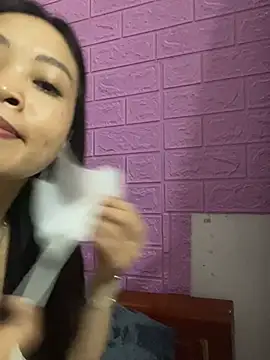 Snapshot of Tanakute20 chatting on 03/12/26, 04:35 Tanakute20 online show from 03/12/26, 04:35