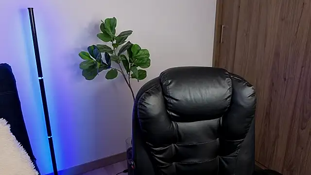 amyross s1 online show from 03/03/26, 01:23