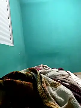 Snapshot of kylieputinha chatting on 09/24/25, 07:23 kylieputinha online show from 09/24/25, 07:23