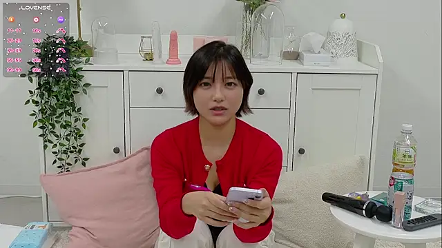 OnigiriJapan online show from 12/18/25, 06:41