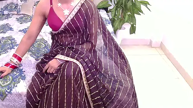 Lovelyy-couple online show from 02/11/26, 09:14