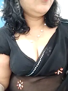 Snapshot of divya-jannu chatting on 11/15/25, 06:04 divya-jannu online show from 11/15/25, 06:04