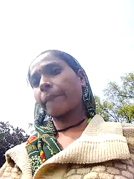 Snapshot of Hot_reshmaji chatting on 01/18/26, 06:50 Hot reshmaji online show from 01/18/26, 06:50