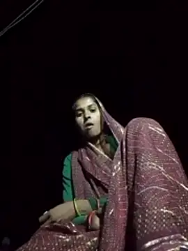 Snapshot of Hot_reshmaji chatting on 05/05/26, 04:04 Hot reshmaji online show from 05/05/26, 04:04