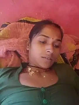 Snapshot of Hot_reshmaji chatting on 05/06/26, 05:57 Hot reshmaji online show from 05/06/26, 05:57
