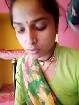 Snapshot of Hot_reshmaji chatting on 05/09/26, 09:14 Hot reshmaji online show from 05/09/26, 09:14