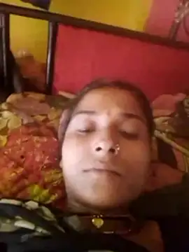 Snapshot of Hot_reshmaji chatting on 05/15/26, 11:06 Hot reshmaji online show from 05/15/26, 11:06