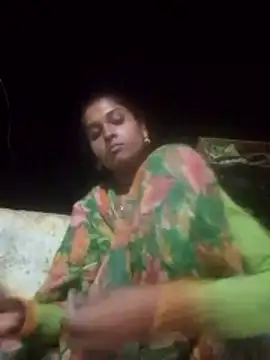 Snapshot of Hot_reshmaji chatting on 05/31/26, 03:52 Hot reshmaji online show from 05/31/26, 03:52