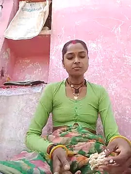 Snapshot of Hot_reshmaji chatting on 06/02/26, 03:19 Hot reshmaji online show from 06/02/26, 03:19