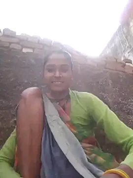 Snapshot of Hot_reshmaji chatting on 06/03/26, 03:20 Hot reshmaji online show from 06/03/26, 03:20