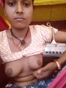 Snapshot of Hot_reshmaji chatting on 07/09/26, 05:11 Hot reshmaji online show from 07/09/26, 05:11
