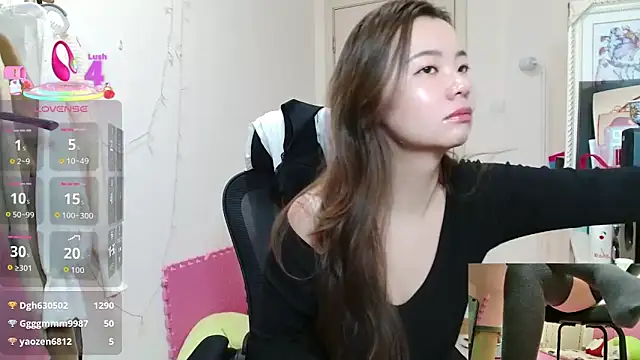 sallycui online show from 11/04/25, 12:10