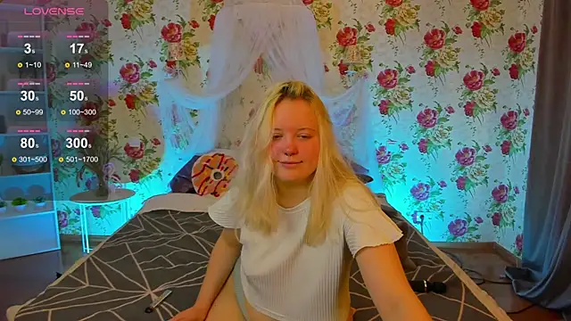 RoseThomas  online show from 11/16/25, 08:09