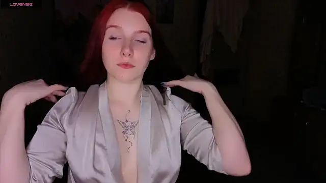 Snapshot of Layla_Glam chatting on 06/26/26, 08:35 Layla Glam online show from 06/26/26, 08:35