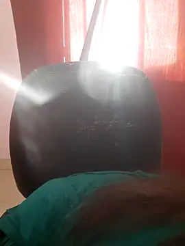 pari rani7 online show from 03/18/26, 04:15