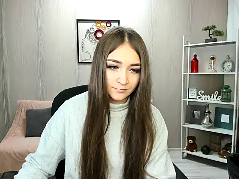 Snapshot of EllaClarke chatting on 02/18/26, 12:23 EllaClarke online show from 02/18/26, 12:23