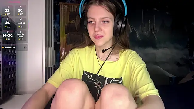 Elira Breeze online show from 11/22/25, 12:59