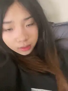 Snapshot of -Tania- chatting on 10/17/25, 08:17 -Tania- online show from 10/17/25, 08:17