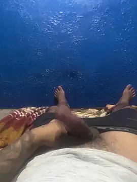 Snapshot of Alangostoso092 chatting on 12/23/25, 03:48 Alangostoso092 online show from 12/23/25, 03:48