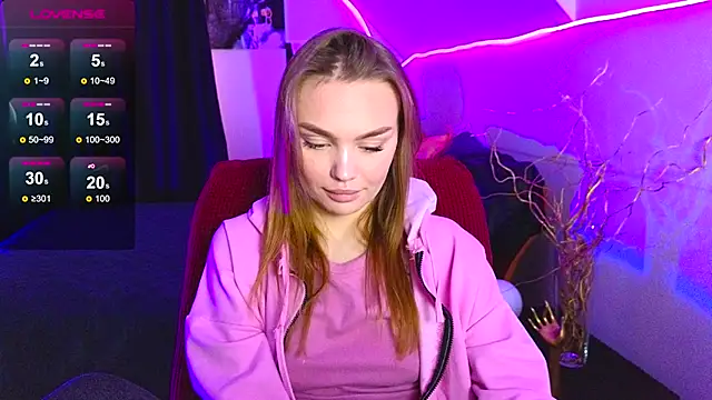 KitsyMoore online show from 09/22/25, 01:13