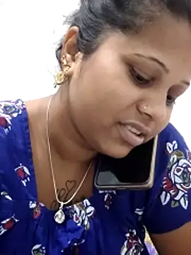 sweetqueen143 online show from 02/19/26, 04:36