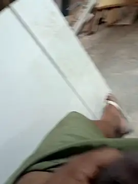 preto3561 online show from 10/17/25, 05:26