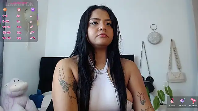 Camila Torresss online show from 11/06/25, 07:48