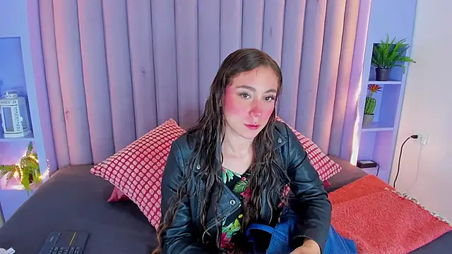 Snapshot of MyApril__ chatting on 11/17/25, 11:49 MyApril online show from 11/17/25, 11:49