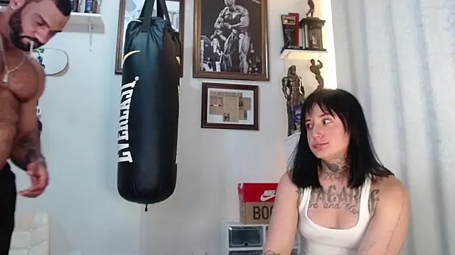 Snapshot of henryhadesflirt chatting on 04/03/26, 06:17 henryhadesflirt online show from 04/03/26, 06:17