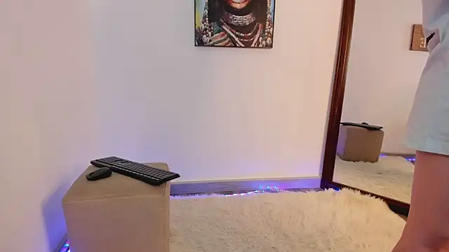 Snapshot of Aliccecullen chatting on 10/09/25, 12:47 Aliccecullen online show from 10/09/25, 12:47