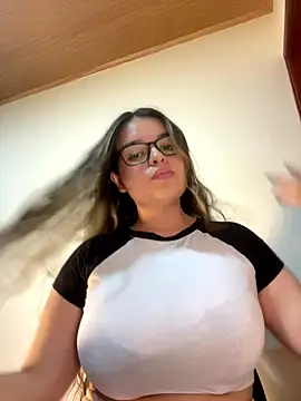 Aphrill online show from 11/02/25, 10:01