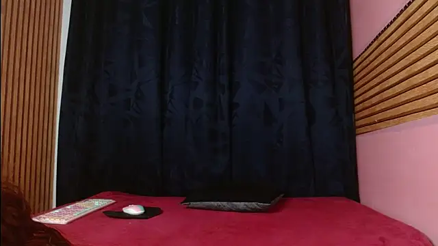 Melii idalgo online show from 12/01/25, 03:11