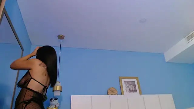 PenelopeBond online show from 09/26/25, 01:04