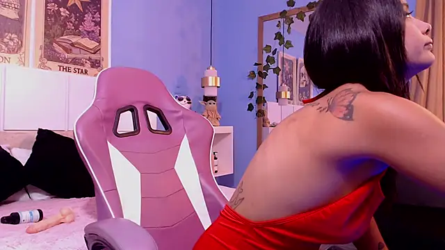 PenelopeBond online show from 12/02/25, 09:36