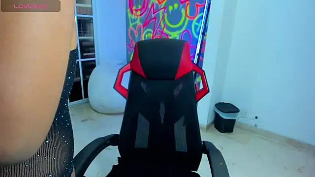 Snapshot of ZOE_ROSE4 chatting on 11/29/25, 08:56 ZOE ROSE4 online show from 11/29/25, 08:56