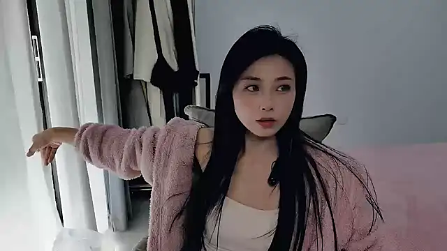 Mien-MM online show from 10/28/25, 02:59