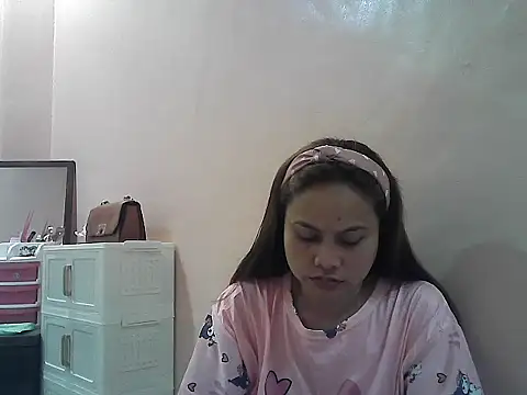 Snapshot of Amarrahlyn chatting on 06/22/26, 09:34 Amarrahlyn online show from 06/22/26, 09:34