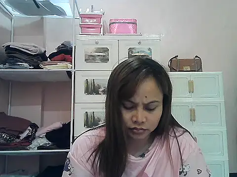 Snapshot of Amarrahlyn chatting on 07/13/26, 09:39 Amarrahlyn online show from 07/13/26, 09:39