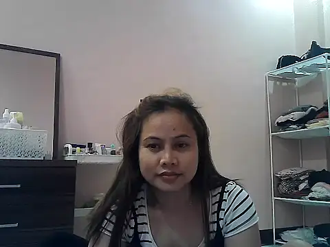 Snapshot of Amarrahlyn chatting on 07/14/26, 09:25 Amarrahlyn online show from 07/14/26, 09:25