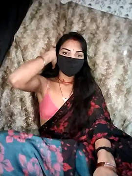 PRACHI-743 online show from 11/04/25, 01:27